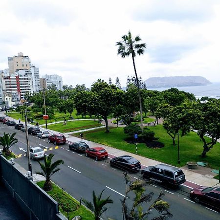 Miraflores Frente Al Mar Lima Luaran gambar