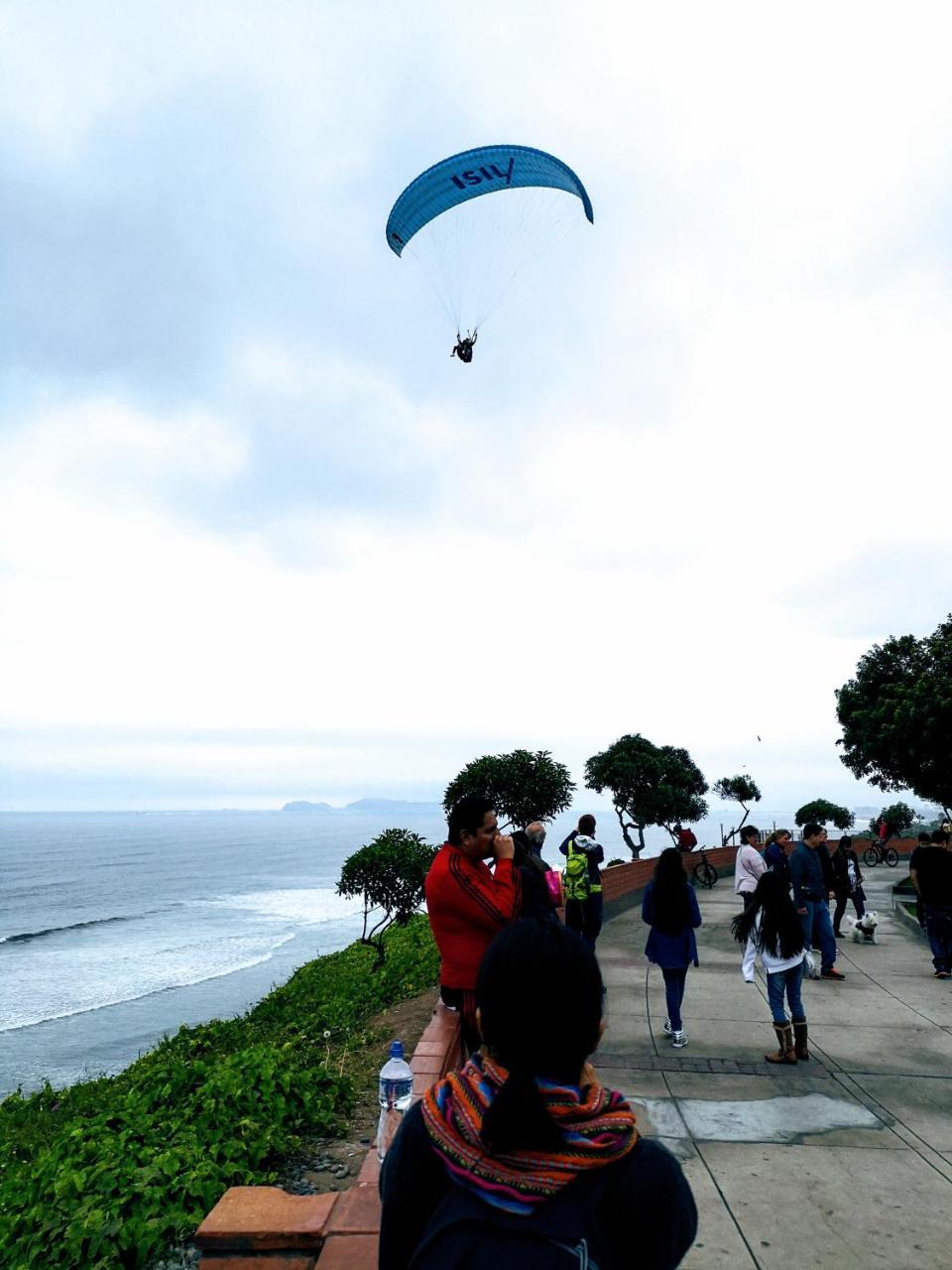 Miraflores Frente Al Mar Lima Luaran gambar
